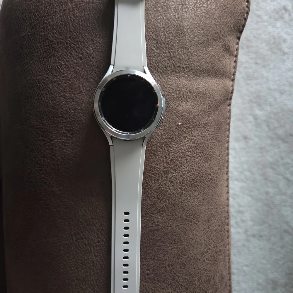 Samsung Galaxy Watch4 Classic Stainless Steel Smartwatch - Silver